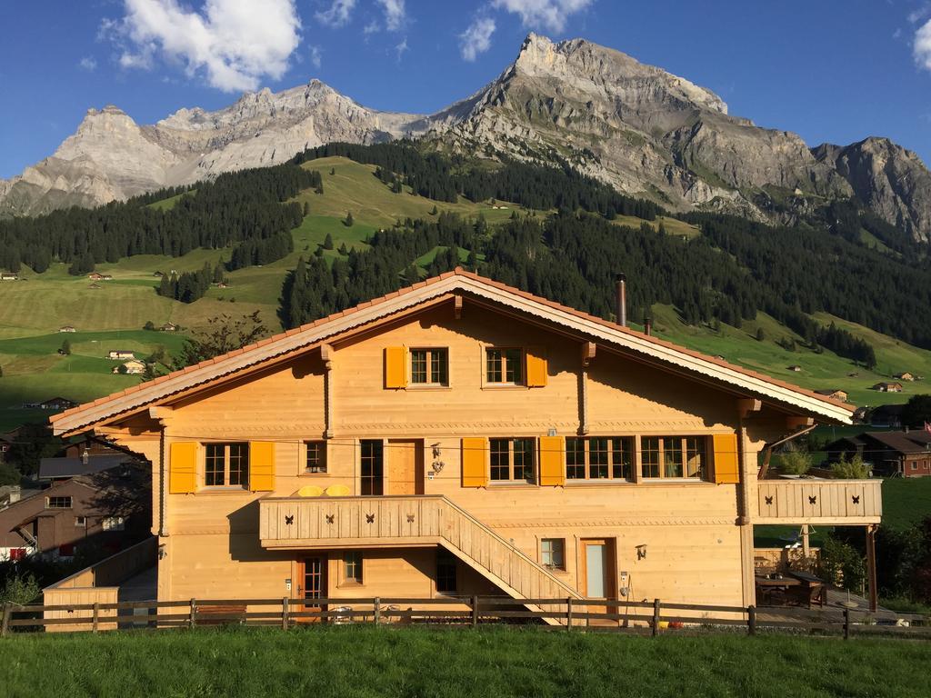 Chalet Butterfly Adelboden Exterior photo